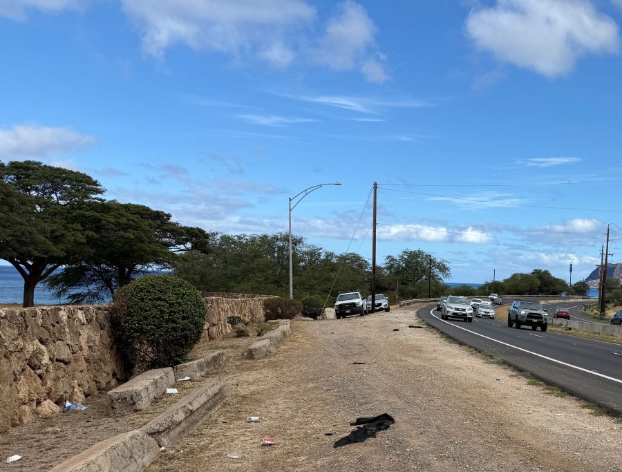 2 critical, 1 dead in separate Oahu crashes
