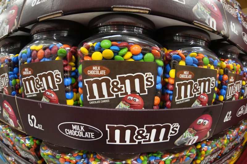 Mars says M&M’s, Starbursts without synthetic dyes coming in 2026