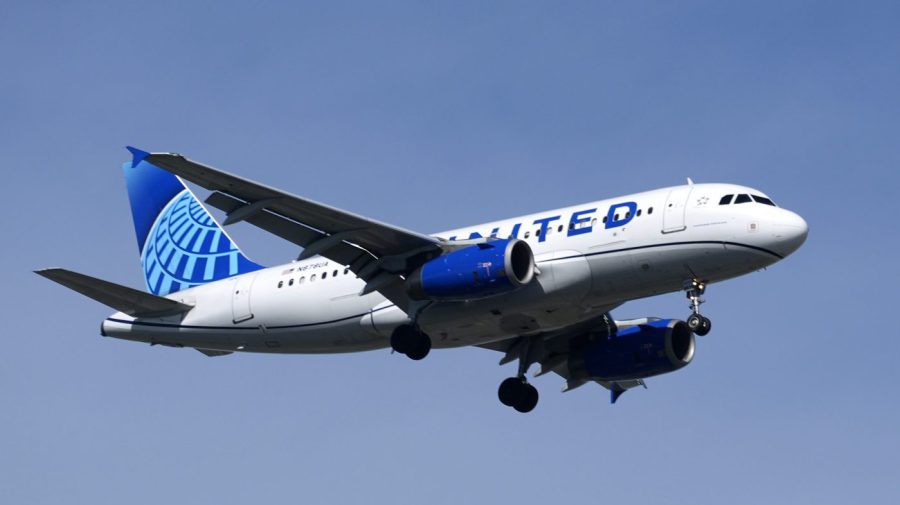 United Airlines under ground stop ‘due to a technology issue’