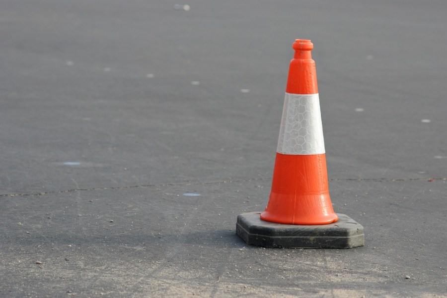 H-1 airport improvements project extended to December due to ’99 unworkable days’: HDOT
