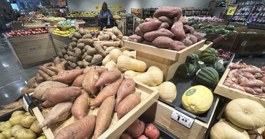 The vast majority of adults are stressed about grocery costs: Poll