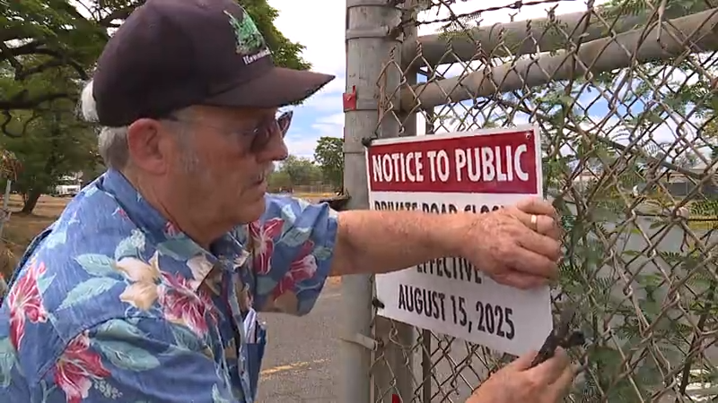 Last-minute agreement keeps key road in Ewa open to the public