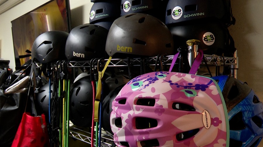 Differences between E-Bikes and E-Motes