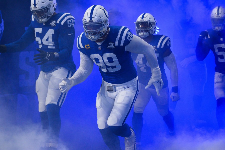 NFL Hawaii Tracker: Buckner, Colts defense dominate as season kicks off