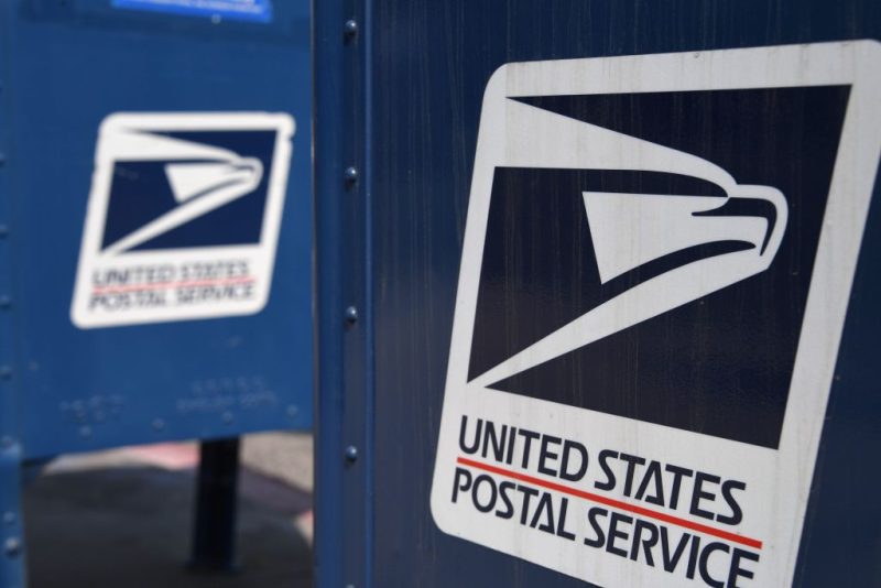 USPS, FedEx announce recommended shipping dates for 2025 holiday season