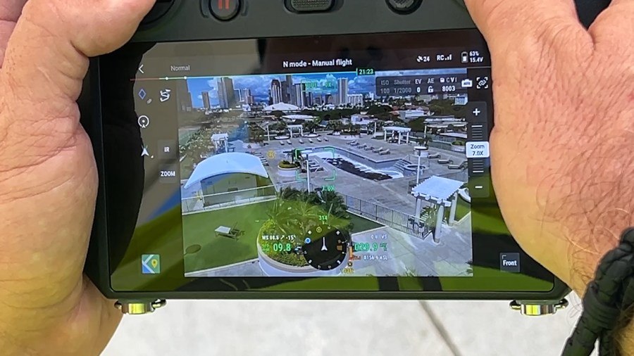 Drones and AI: A new way for building maintenance