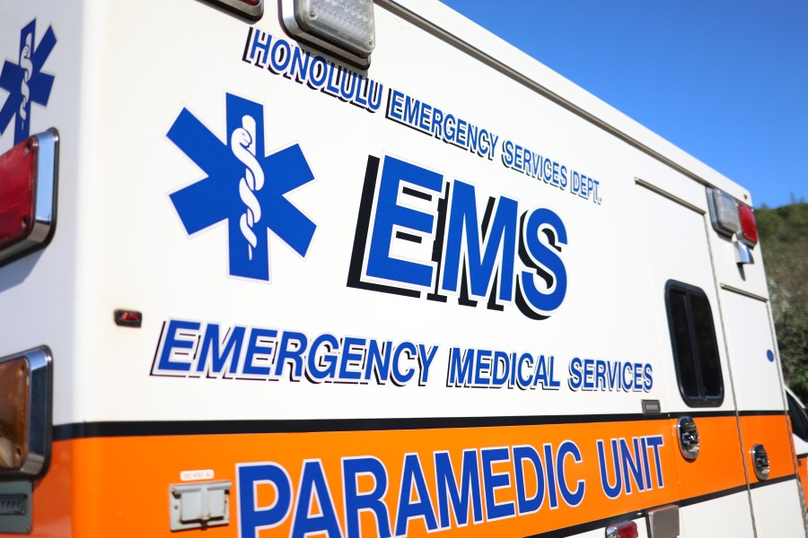 Three hospitalized after critical Nānākuli crash