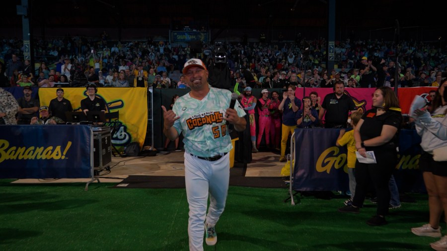 Victorino to manage expansion Coconuts in “Banana Ball”