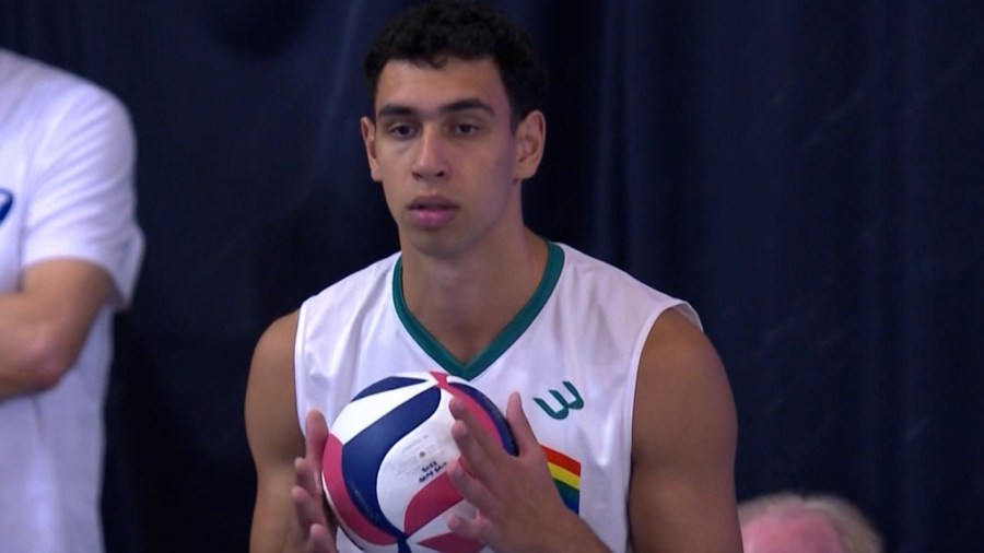 UH men’s volleyball star Titriyski is turning pro